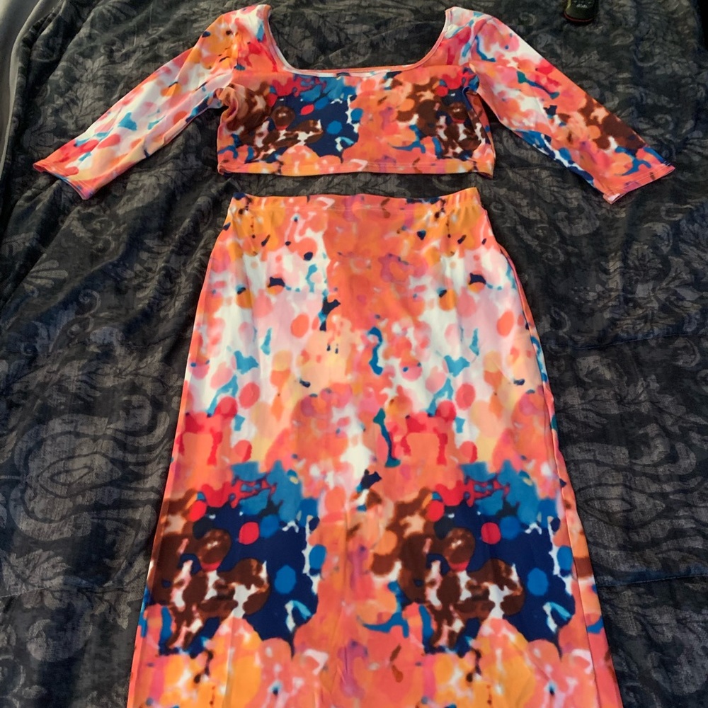 Two piece crop top multi color set